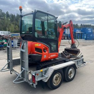 Kubota KX 019-4 + 3 Godets + Remorque