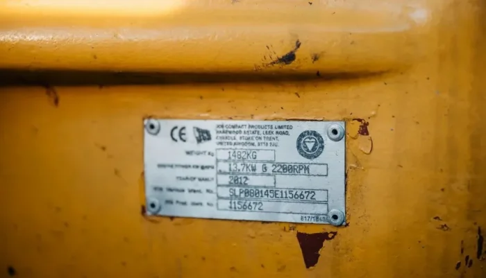 JCB 8014, 2012 + 3 GODETS – Image 4
